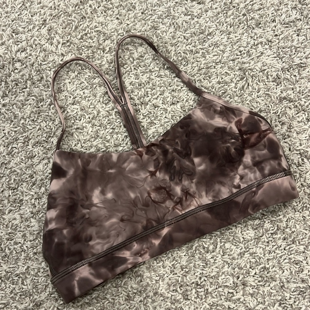 NWOT lululemon sports bra